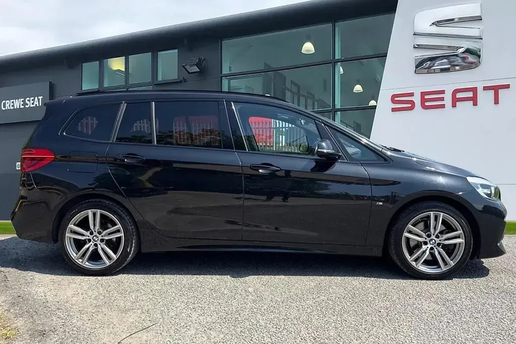 Używany BMW 218 M Sport 2020 Czarny Kombi