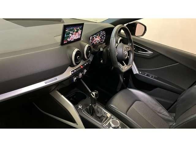 Image 2/4
