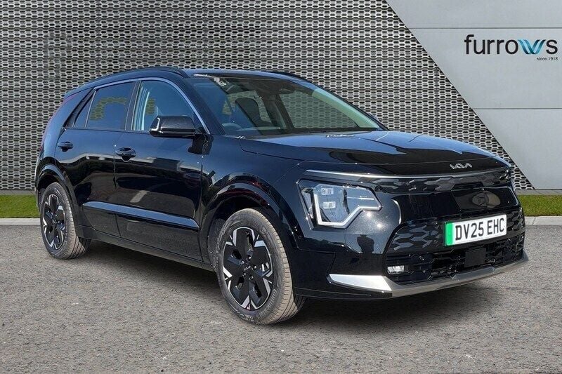 Black New 2025 Kia e-Niro 4 SUV | £29,990 (Fair price) - Image 1/4