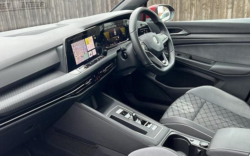 Used 2024 VW Golf VIII R-line Hatchback | £22,199 (Fair price) - Image 1/4