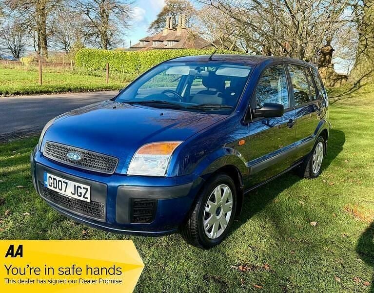 Blue Used 2007 Ford Fusion Style Hatchback | £3,995 (Expensive) - Image 1/4