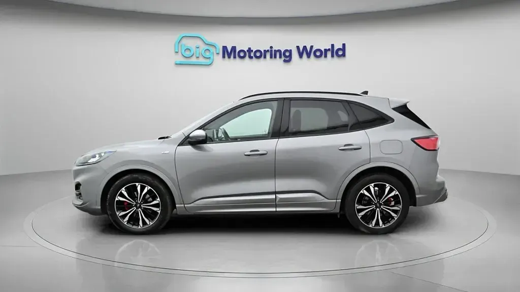 Used Ford Kuga ST-Line X 190 HP (139 kW) 2022 Silver SUV