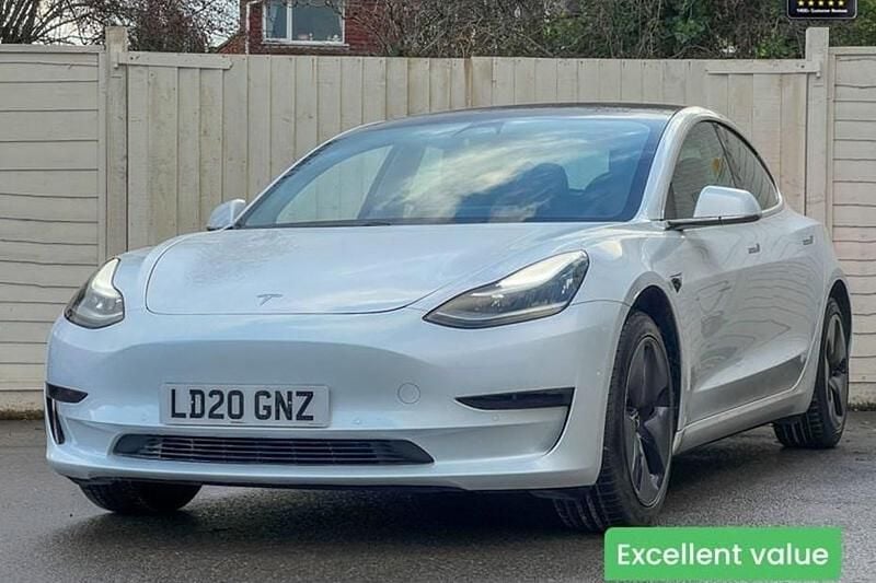White Used 2020 Tesla Model 3 Standard Range Sedan | £16,295 (Good price) - Image 1/1