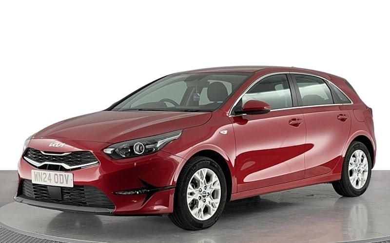 Usado Kia Ceed 160 HP (117 kW) 2023 Citadino