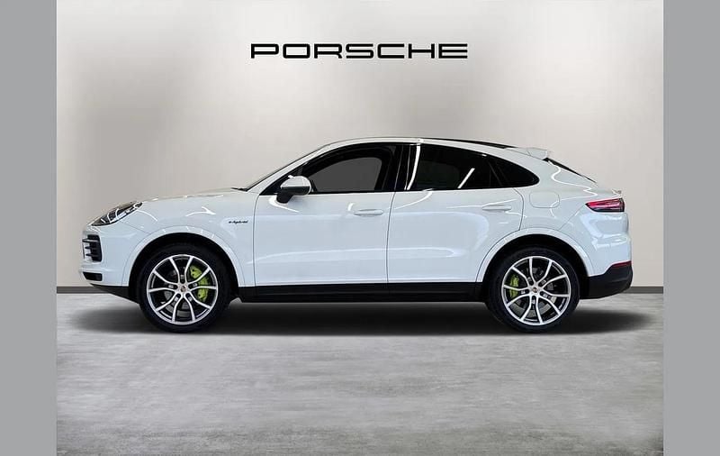 Usado Porsche Cayenne Platinum Edition 456 HP (335 kW) 2022 Branco SUV