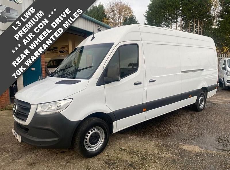 Used Mercedes Sprinter Premium 150 HP (110 kW) 2021 White Van