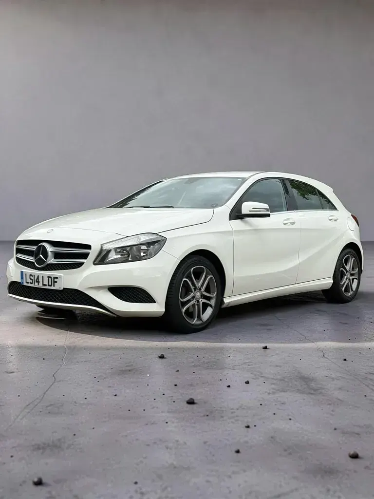 Used Mercedes A180 2014 White Hatchback