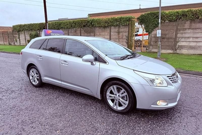 Used 2010 Toyota Avensis T4 Estate | £2,999 (Good price) - Image 1/1