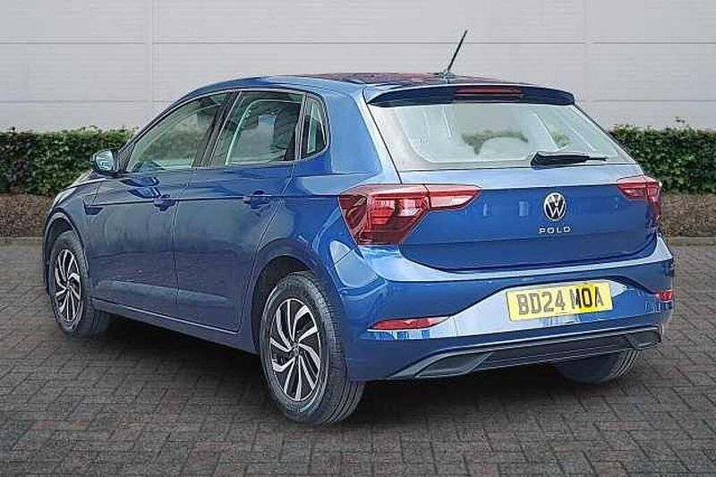 Used VW Polo 95 HP (69 kW) 2024 Hatchback