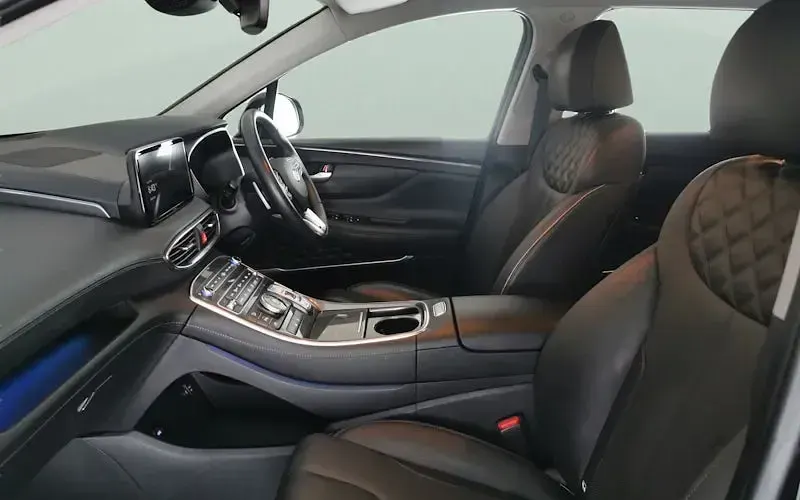 Used Hyundai Santa Fe Premium 265 HP (194 kW) 2023 Black SUV