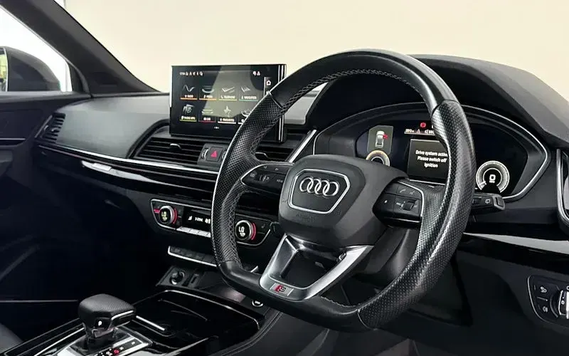 Used Audi Q5 Sportback 299 HP (219 kW) 2022 Black SUV