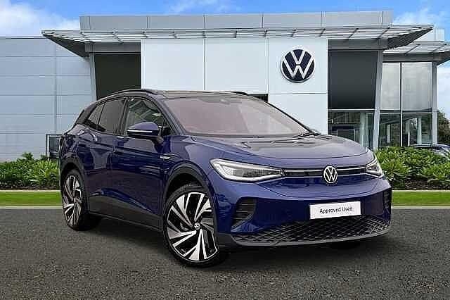 Blue Used 2023 VW ID.4 Pro SUV | £26,990 (Fair price) - Image 1/4