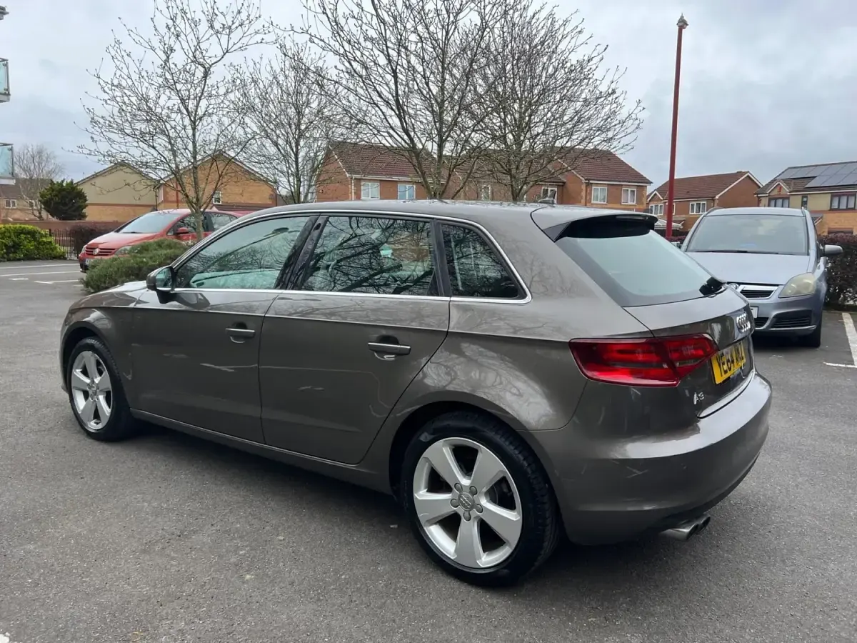 Używany Audi A3 Sport 2014 Szary Hatchback
