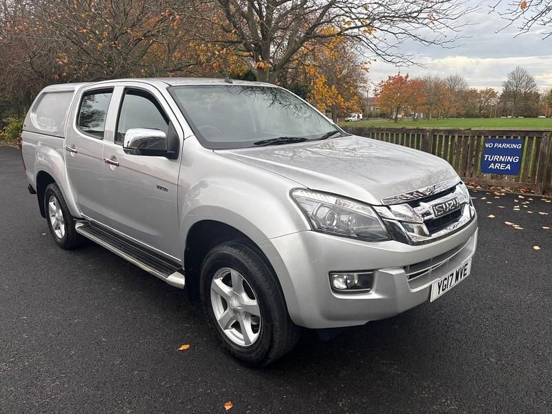 Silver Used 2017 Isuzu D-Max Pickup | £11,495 (Fair price) - Image 1/4