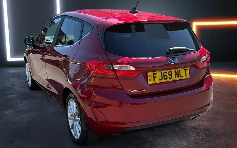 Usado Ford Fiesta Titanium 101 HP (74 kW) 2019 Citadino