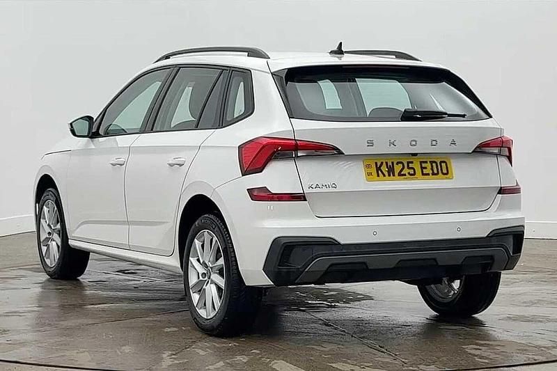 Used Skoda Kamiq SE 85 HP (62 kW) 2025 Candy white SUV