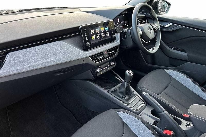 Used Skoda Kamiq SE 113 HP (83 kW) 2024 Black magic pearl effect SUV