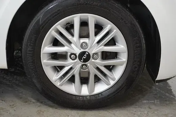 Used Kia Picanto 67 HP (49 kW) 2022 White Hatchback