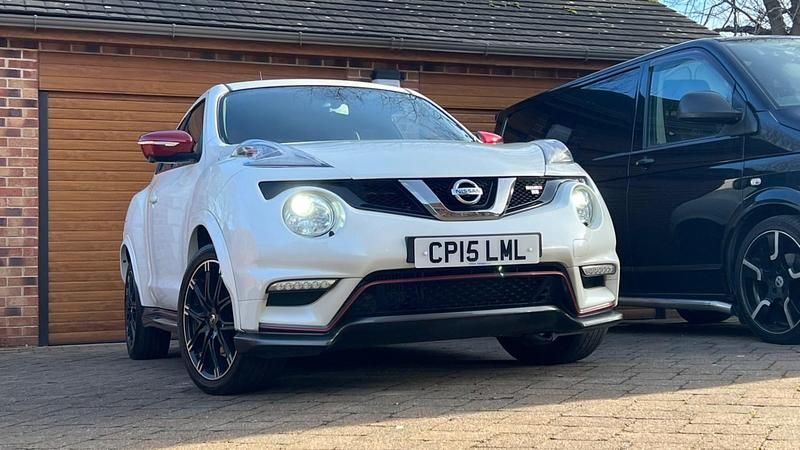 Used Nissan Juke Nismo RS 212 HP (155 kW) 2015 White SUV