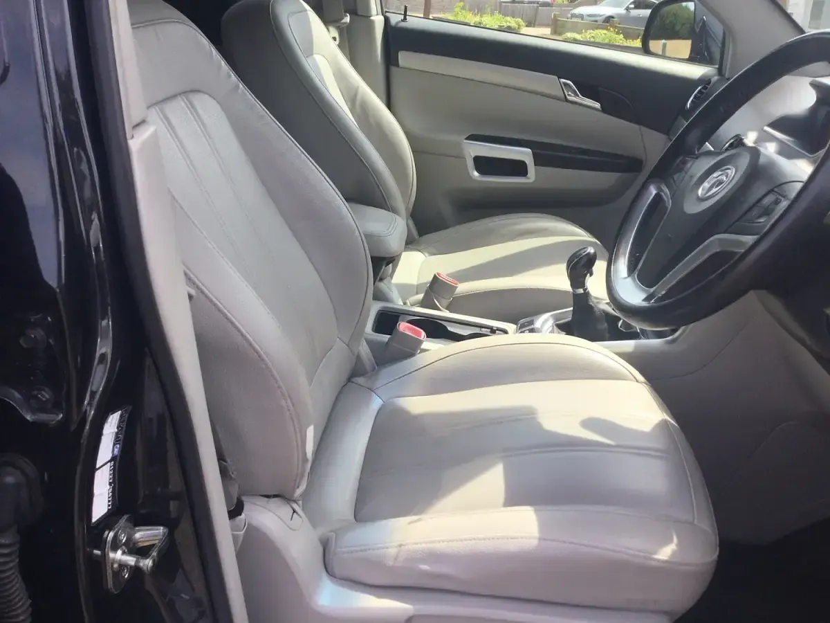 Used Vauxhall Antara 184 HP (135 kW) 2014 Black SUV