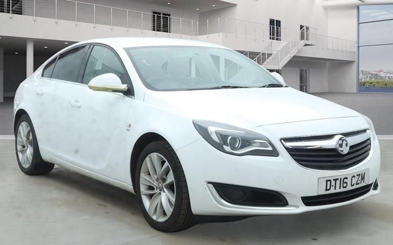 Second-hand Vauxhall Insignia SRi 136 CP (100 kW) 2016 Hatchback