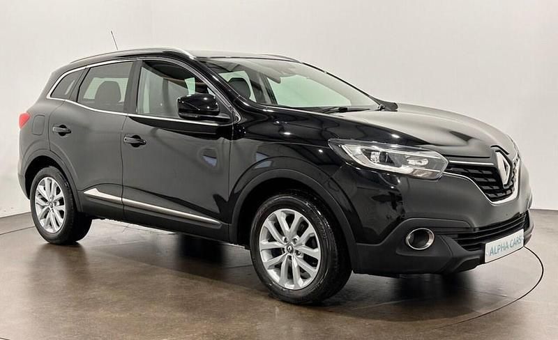 Black Used 2016 Renault Kadjar Dynamique SUV | £6,995 (Good price) - Image 1/4