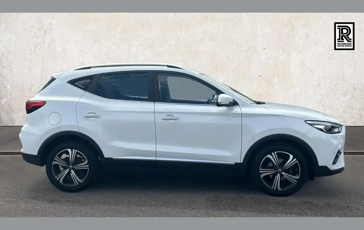 Used MG ZS Excite 105 HP (77 kW) 2023 White SUV