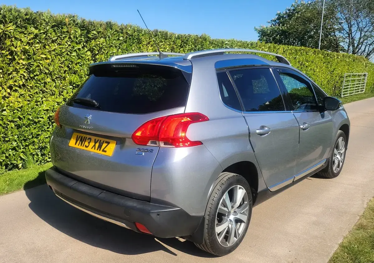 Used Peugeot 2008 2013 Grey SUV