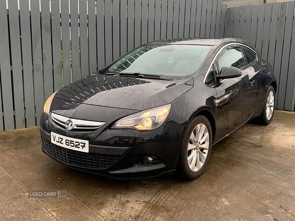 Black Used 2014 Vauxhall Astra GTC SRi Hatchback | £3,995 (Good price) - Image 1/4