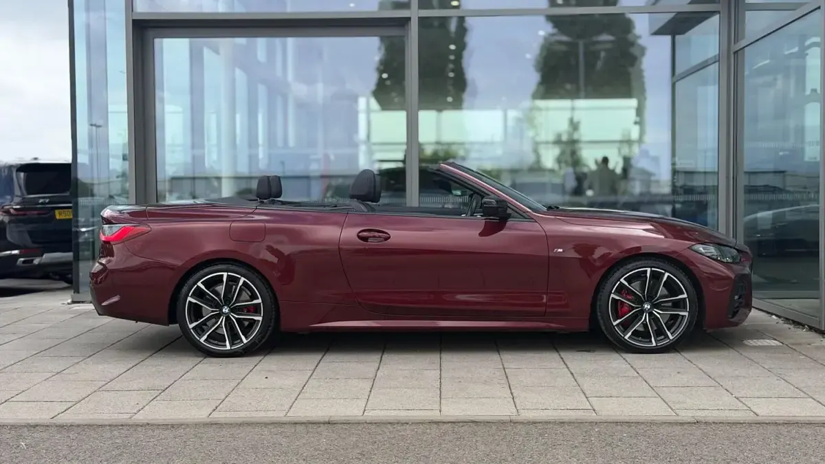 Used BMW 420 M Sport 181 HP (133 kW) 2022 Red Cabriolet