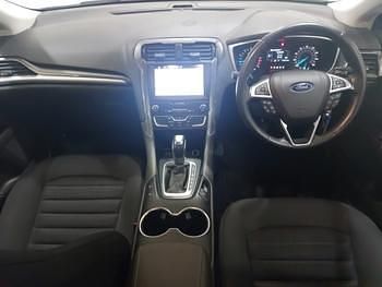 Used Ford Mondeo Zetec 165 HP (121 kW) 2019 Silver Hatchback