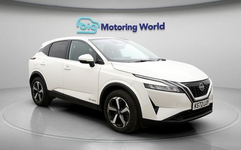 Used Nissan Qashqai N-Connecta 190 HP (139 kW) 2023 White SUV