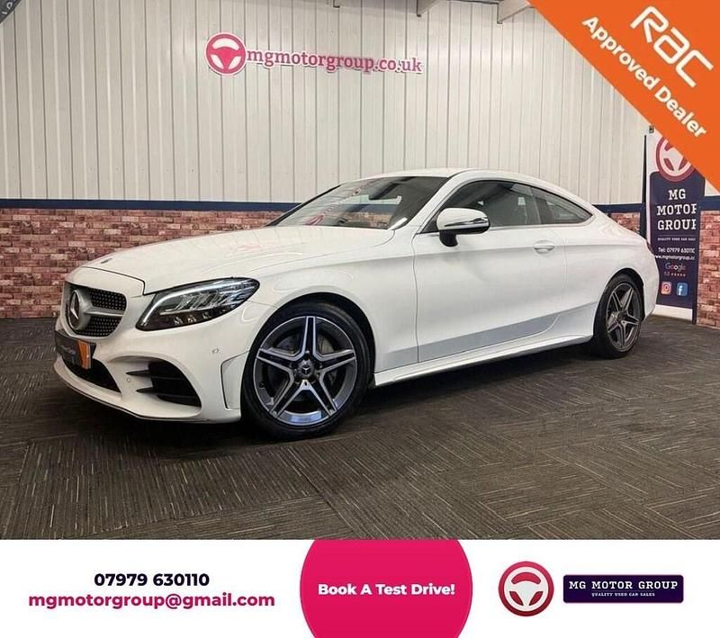 Used Mercedes C200 AMG line 198 HP (145 kW) 2018 White Coupe