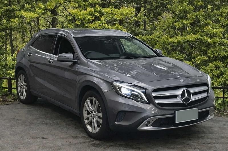 Used Mercedes GLA250 SE 211 HP (155 kW) 2015 Grey SUV