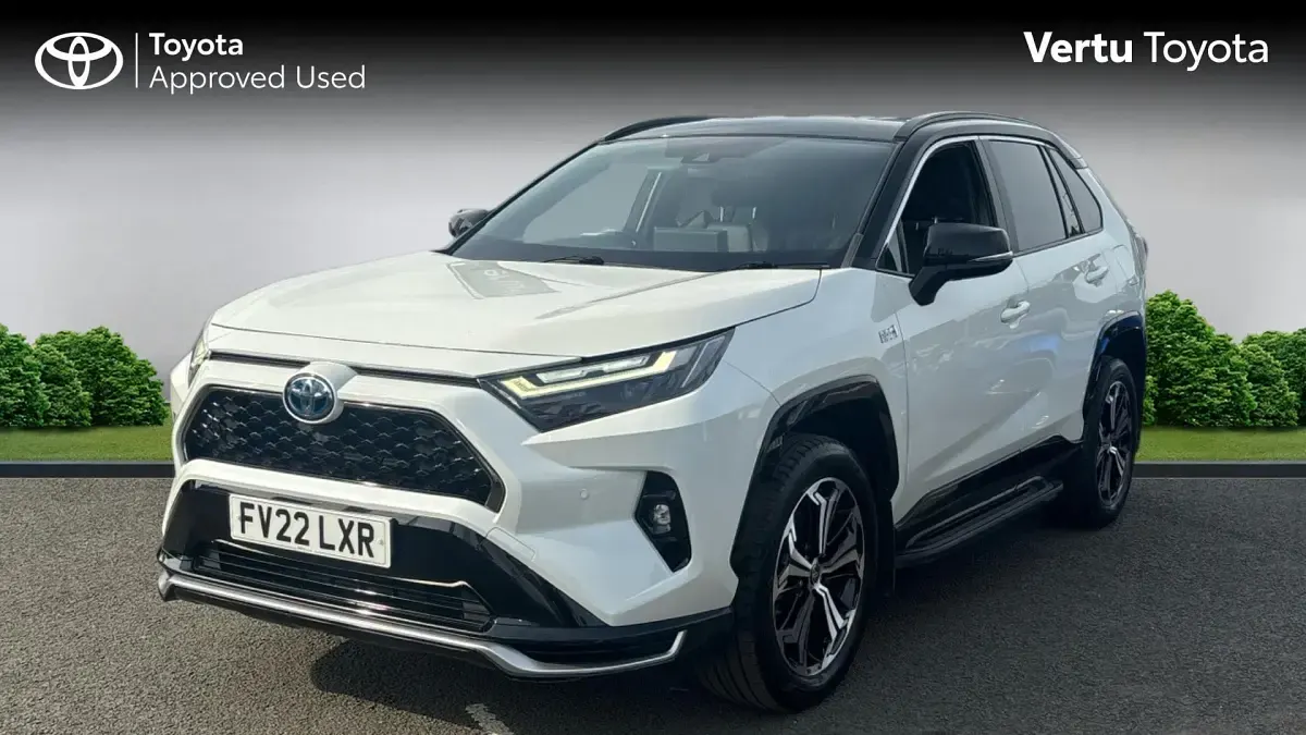 Used Toyota RAV4 306 HP (225 kW) 2022 White pearl bitone (pearlescent paint) SUV