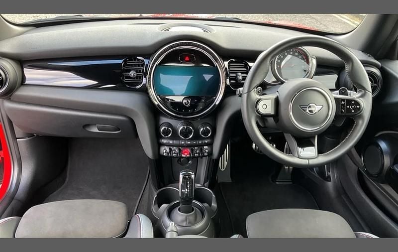 Used Mini John Cooper Works Hatch 231 HP (169 kW) 2022 Chili red Hatchback