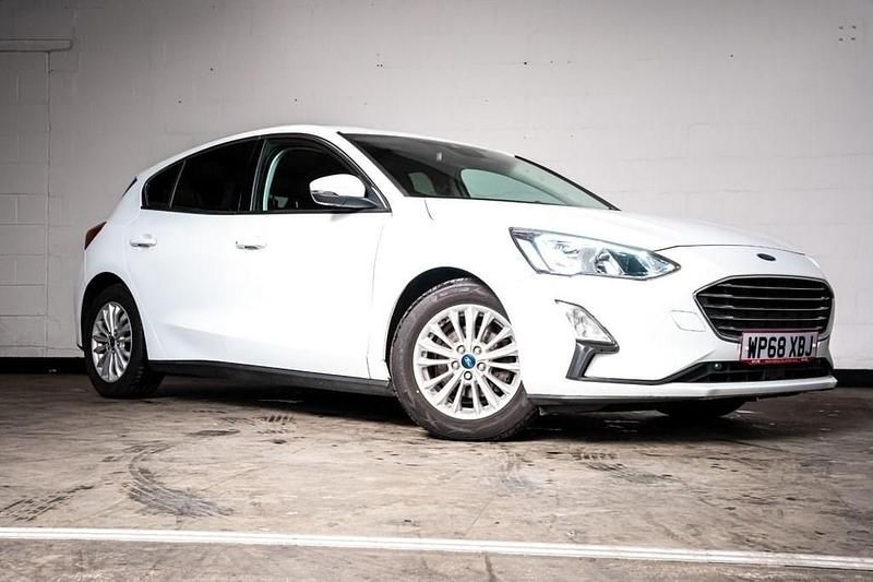 White Used 2018 Ford Focus Titanium Hatchback | £8,500 (Fair price) - Image 1/4