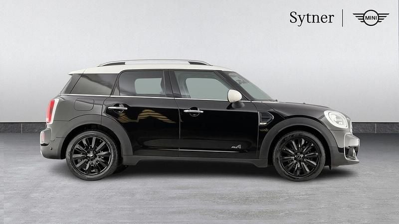 Used Mini Cooper D Countryman 148 HP (108 kW) 2017 Black SUV