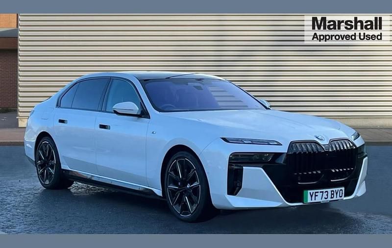 Used BMW i7 M Sport 400 kW (544 HP) 2023 White Sedan