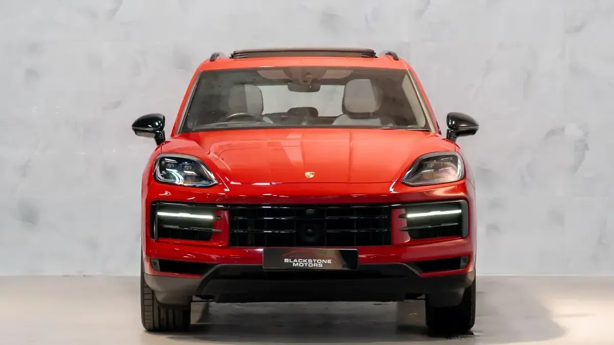 Used Porsche Cayenne 2024 Red SUV
