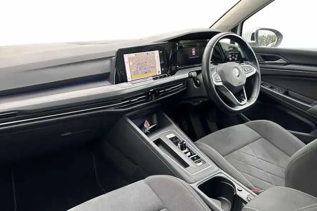 Used VW Golf VII 150 HP (110 kW) 2021 Hatchback