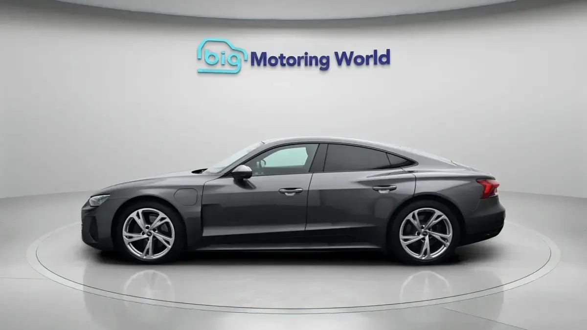 Used Audi e-tron GT quattro 494 kW (673 HP) 2022 Grey Sedan