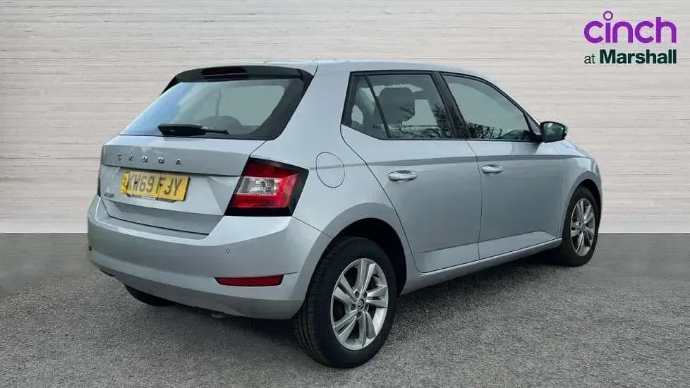 Używany Skoda Fabia SE 60 KM (44 kW) 2020 Srebrny Hatchback