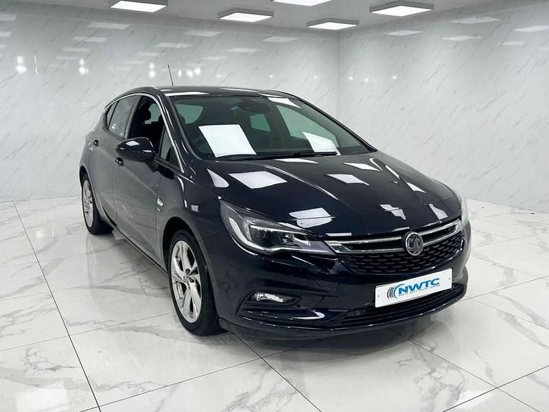 Used Vauxhall Astra SRi 150 HP (110 kW) 2019 Blue Hatchback
