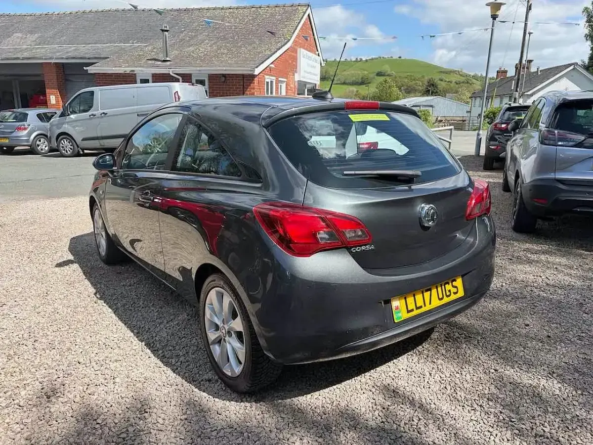 Used Vauxhall Corsa 75 HP (55 kW) 2017 Grey Hatchback