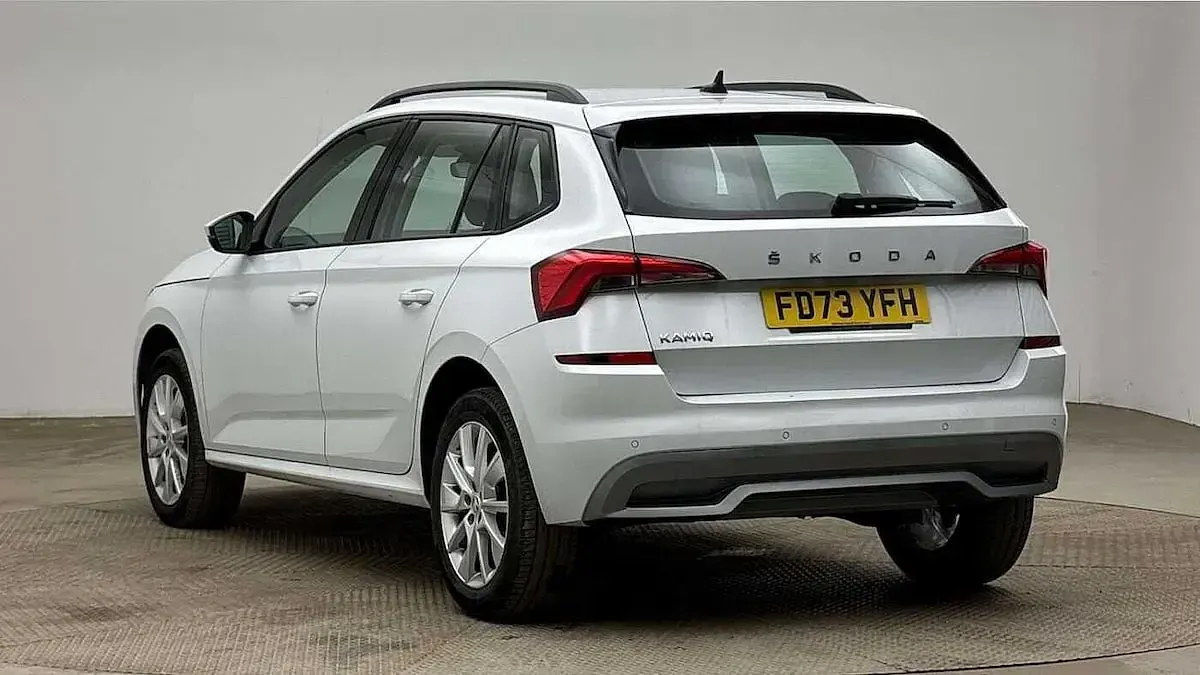 Used Skoda 110 R SE 81 HP (59 kW) 2024 Moon white metallic Estate