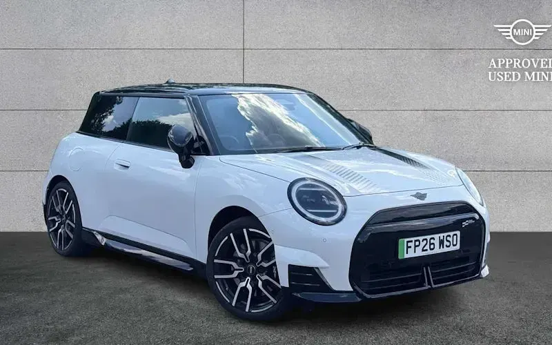 Used Mini Cooper Hatch 135 kW (184 HP) 2026 Hatchback