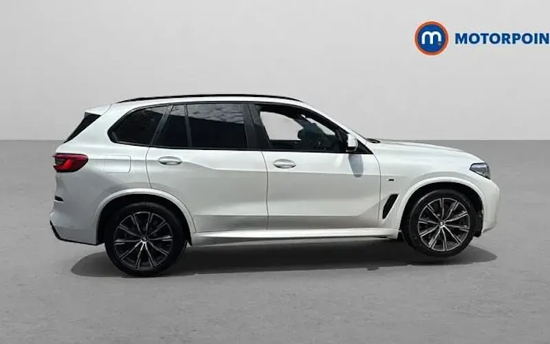Used BMW X5 M Sport 265 HP (194 kW) 2019 White SUV