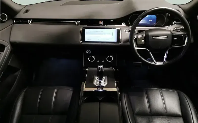 Used Land Rover Range Rover evoque 309 HP (227 kW) 2023 Grey SUV