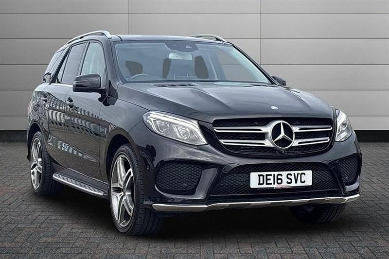 Obsidian black Used 2016 Mercedes GLE350 AMG Line Premium Estate | £18,490 (Fair price) - Image 1/2